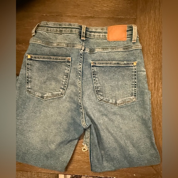Zara cropped flare jeans - Picture 2 of 6